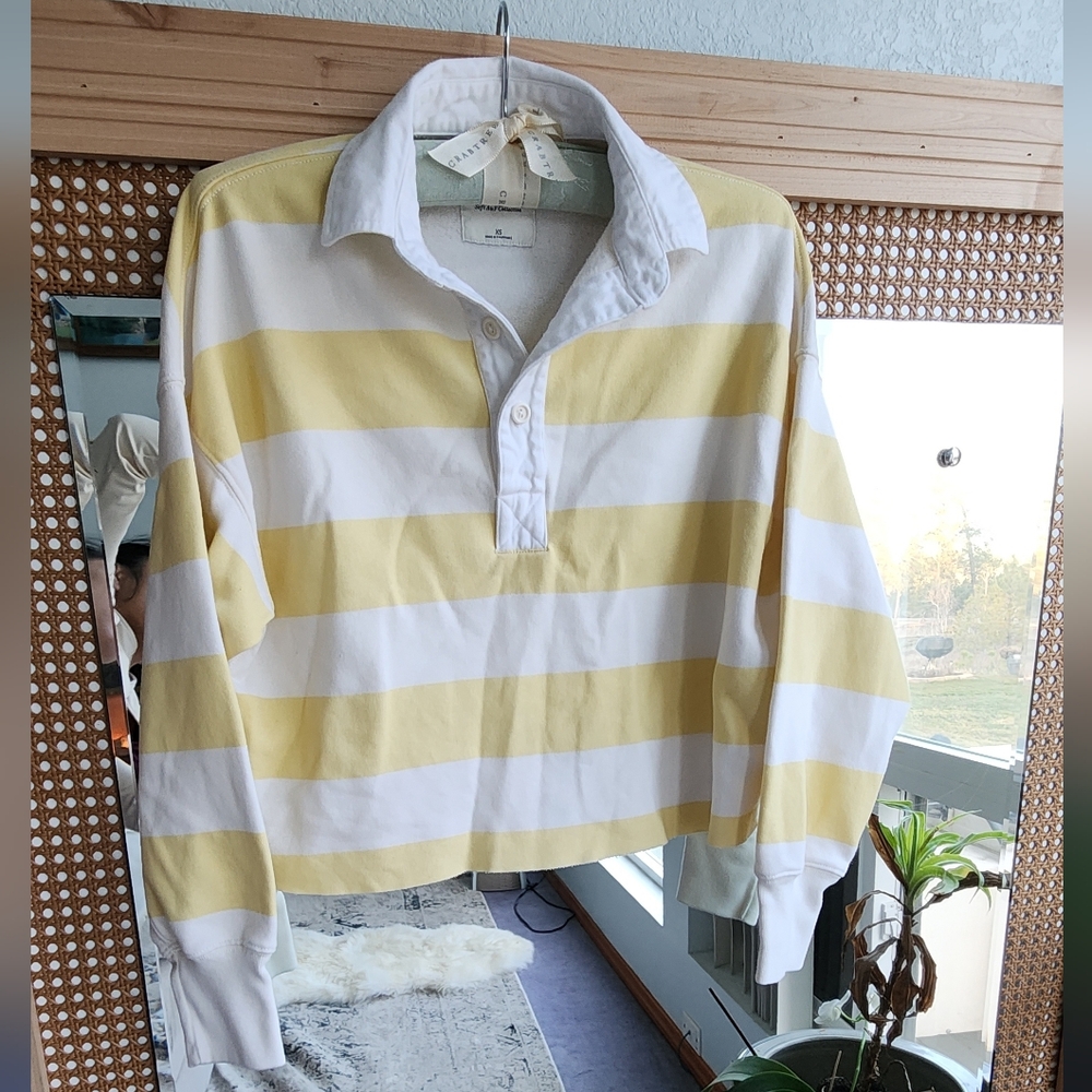 Abercrombie & Fitch White Andyellow Pullover Crop Top